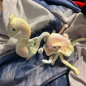Ty teenie beanie babies. Goochy the jelly fish and baby neon the seahorse.